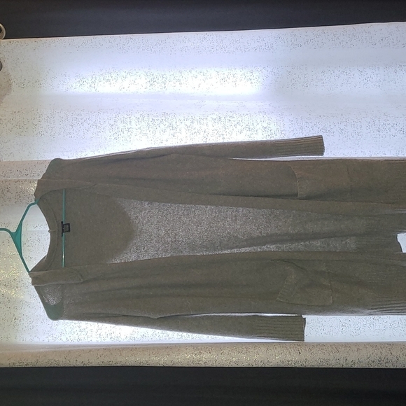 **NWOT** Grey Oversized Cardigan - Size Small - Picture 1 of 4